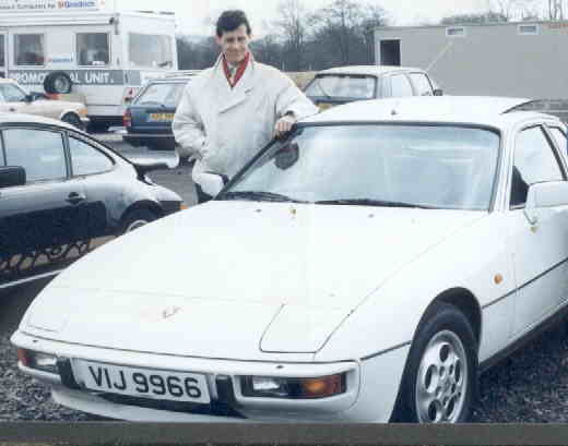 porsche.jpg (17447 bytes)
